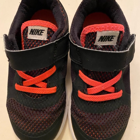 NIKE FLEX 2014 RN TD BLACK/HYPER PINK TODDLER 9C - Picture 4 of 5